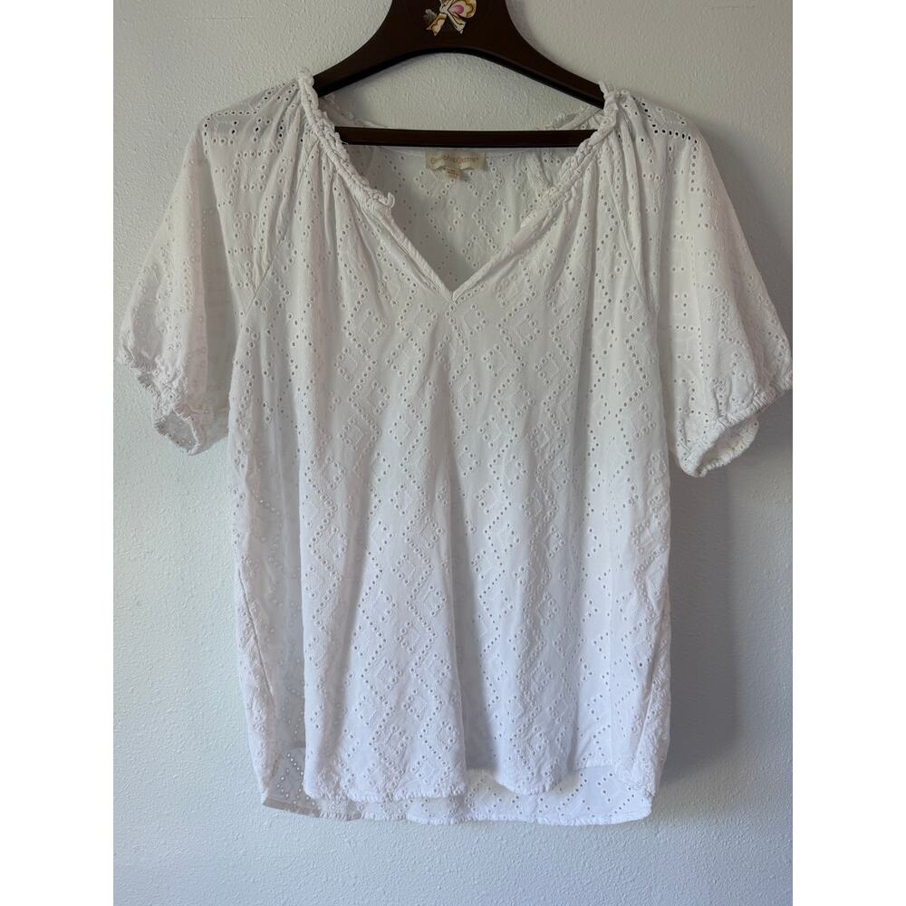 Grand and Greene White Short Sleeve Boho Eyelet V-Neck Top Medium Cottagecore